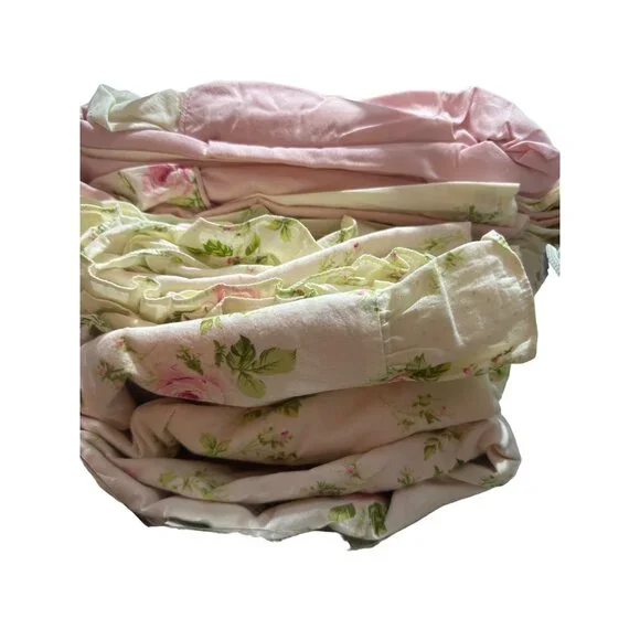 Soul & Lane Twin Size Quilt Set Floral Pattern Ruffled Edges Vintage Charm - Picture 4 of 5